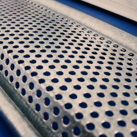 CHAPA RAIADA 0.47 GALVANIZADA (3,23 KG)