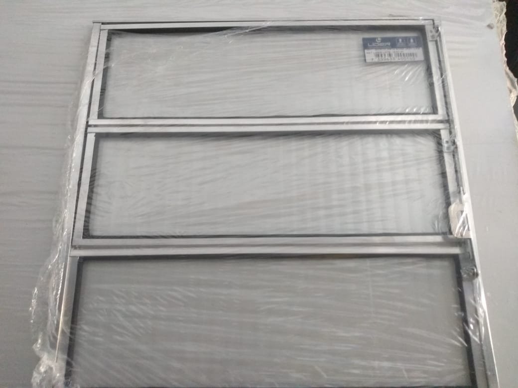 BASCULANTE ALUM 40X40 CLM